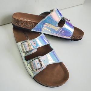 Weeboo sz 10 iridescent slip on sandals
